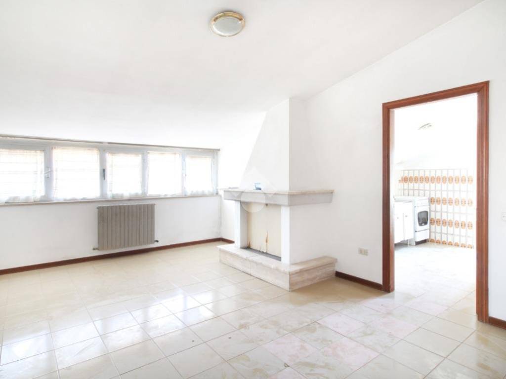 Appartamento a Martinsicuro in Via Metauro, 22 - Foto 2