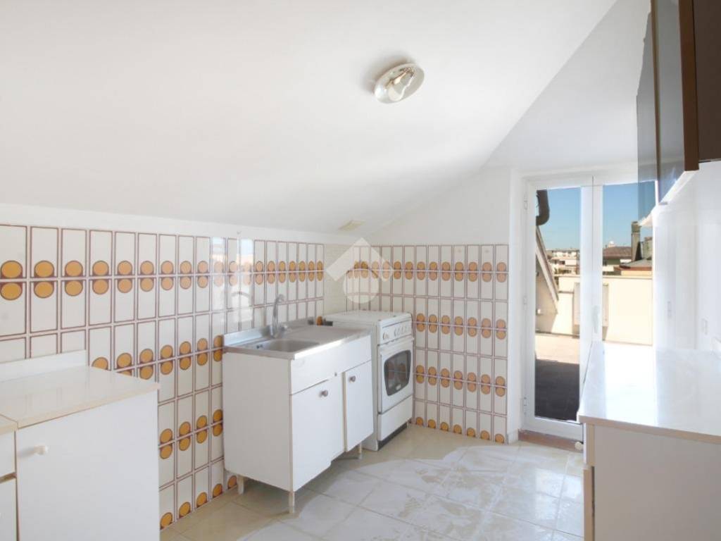 Appartamento a Martinsicuro in Via Metauro, 22 - Foto 5