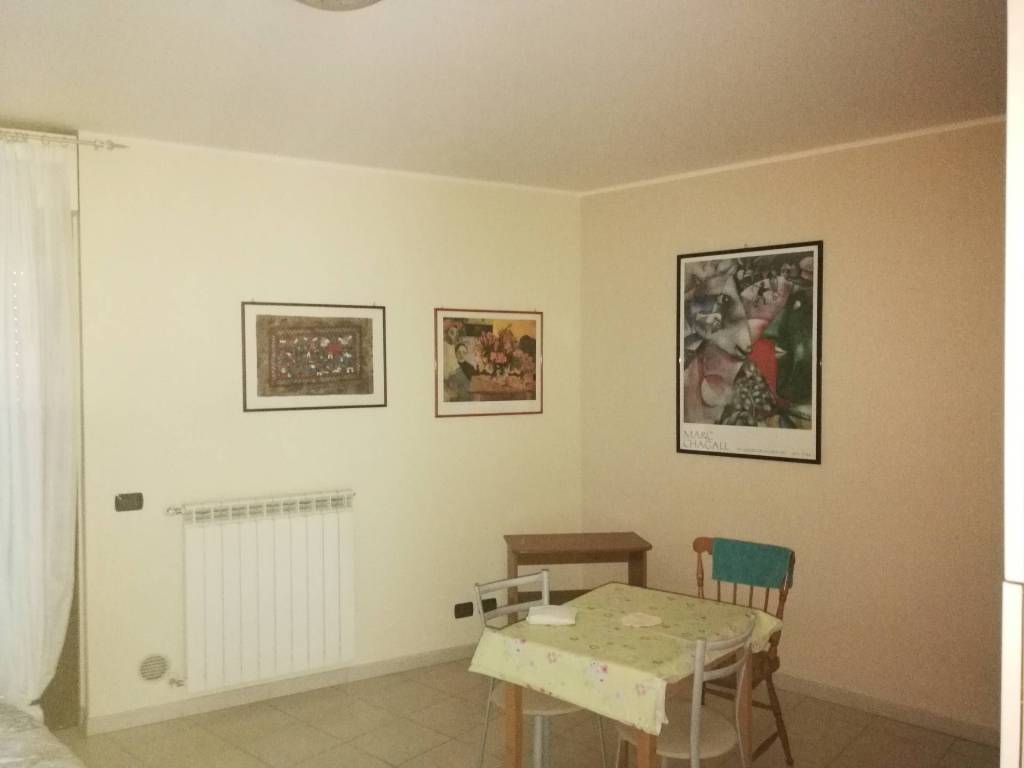 Appartamento a Novara in Viale Dante Alighieri - Foto 2