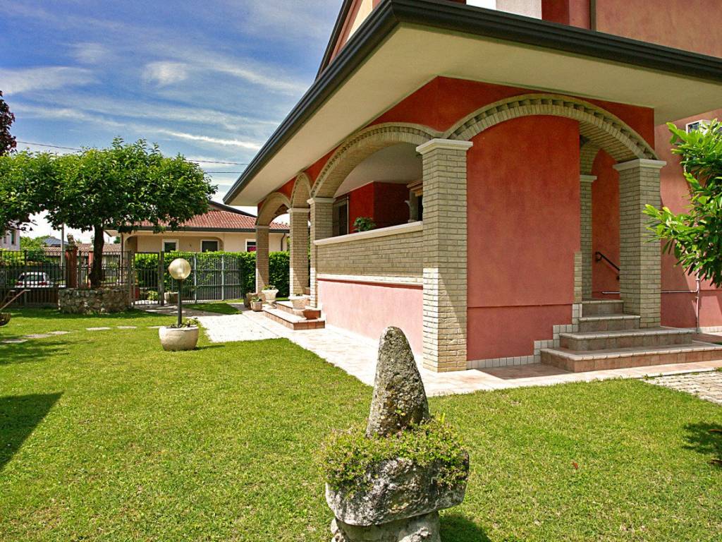 Villa a Valvasone arzene in Via Crosera - Foto 3