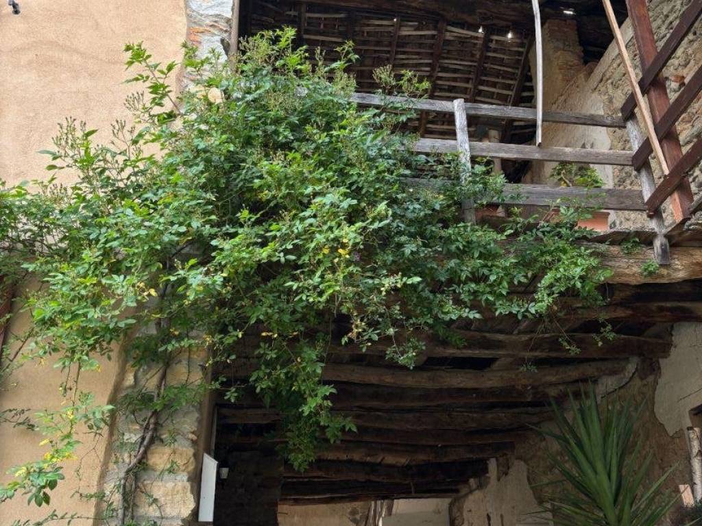 Rustico / casale a Monticello brianza in Via Giovanni Schiaparelli, 1 - Foto 2