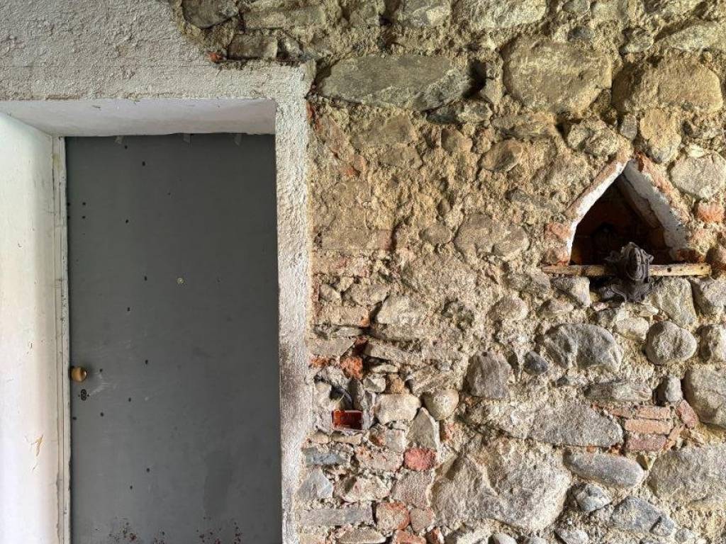 Rustico / casale a Monticello brianza in Via Giovanni Schiaparelli, 1 - Foto 5