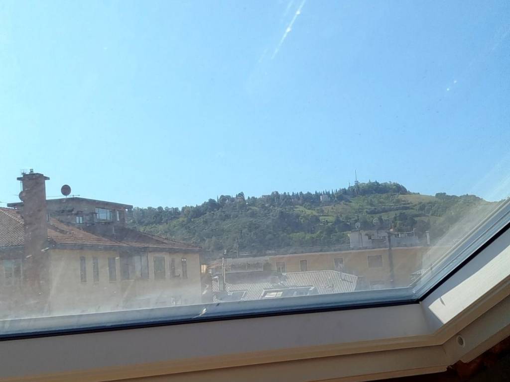 Attico / mansarda a Bologna in Via della Grada - Foto 4