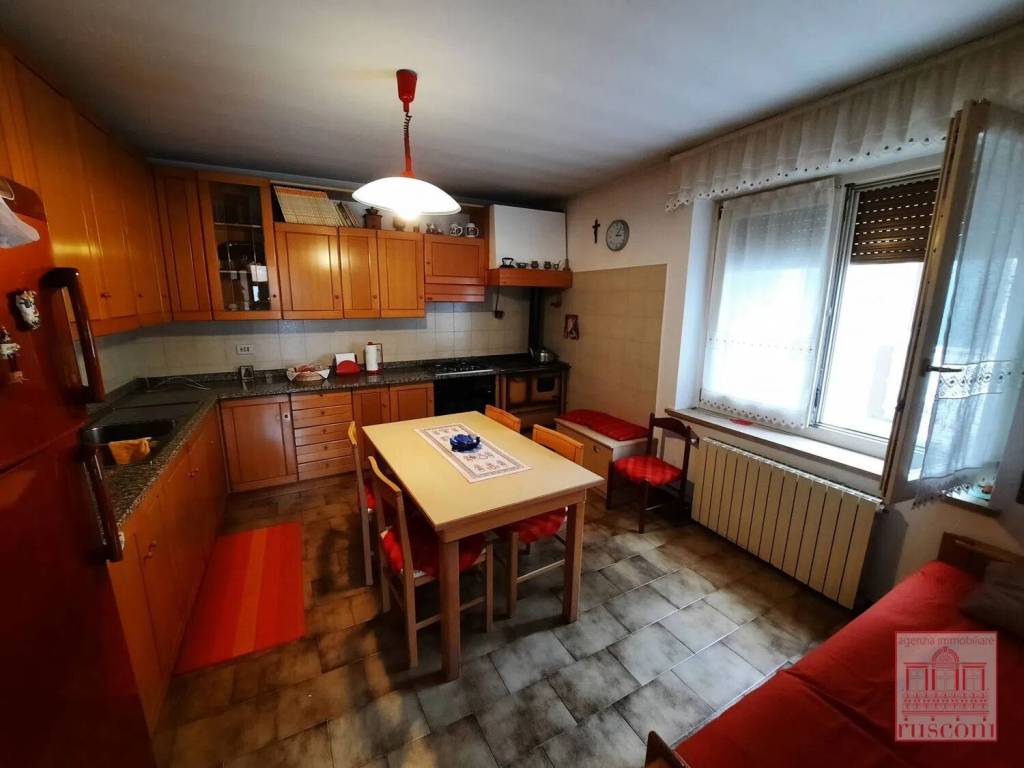 Villa a Fanna in Via Toffoli S.N.C. - Foto 5