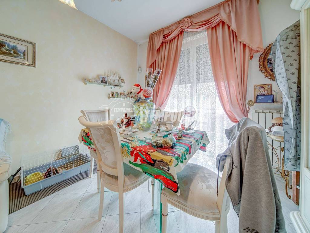 Appartamento a Cardano al campo in Via Antonio Gramsci 45 - Foto 4