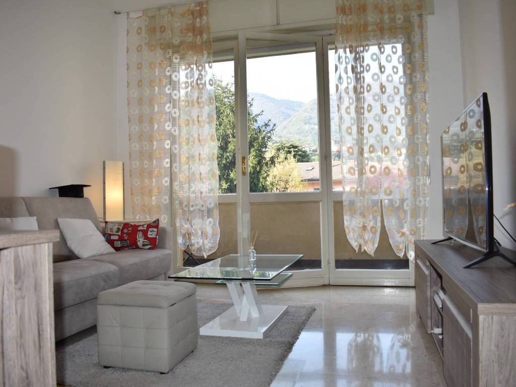 Appartamento a Como in Via Pellegrino Tibaldi, 15 - Foto 2