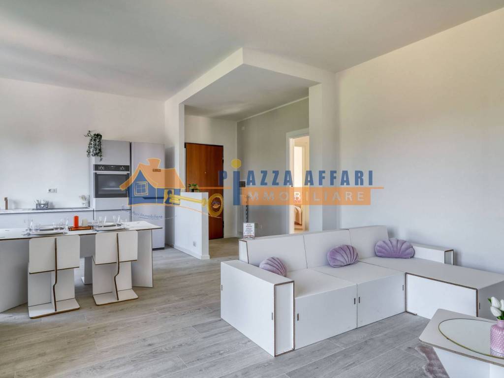 Appartamento a Casorate sempione in via Macalle' - Foto 5