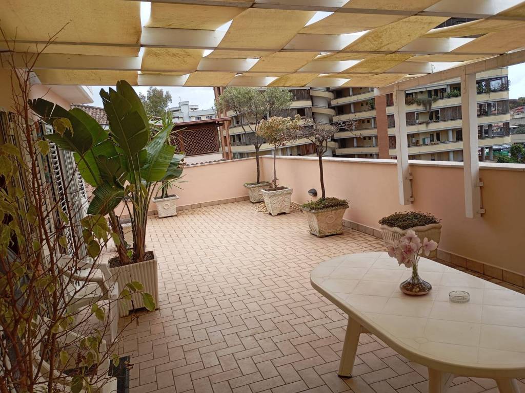 Attico / mansarda a Latina in Viale John Fitzgerald Kennedy, 117 - Foto 3