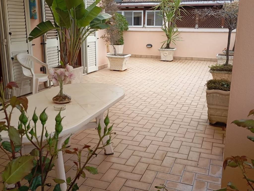 Attico / mansarda a Latina in Viale John Fitzgerald Kennedy, 117 - Foto 5