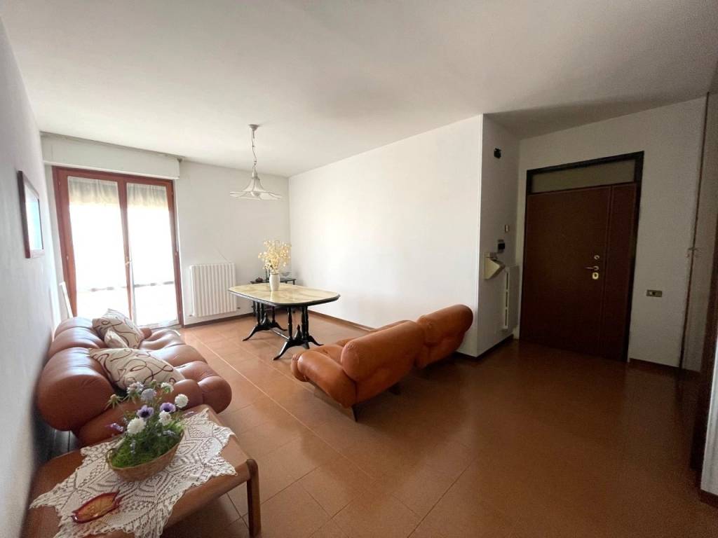 Appartamento a Civitanova marche in Via Sicilia, 46 - Foto 2