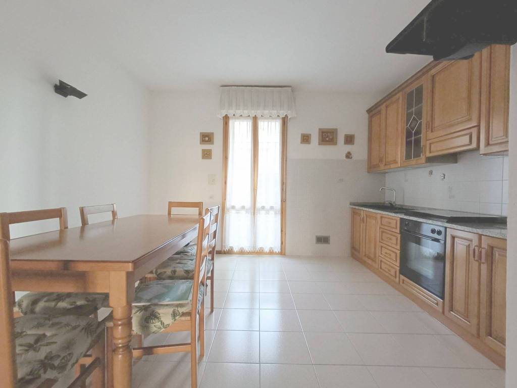 Appartamento a Lucca in Traversa XI viale Puccini, 109 - Foto 2