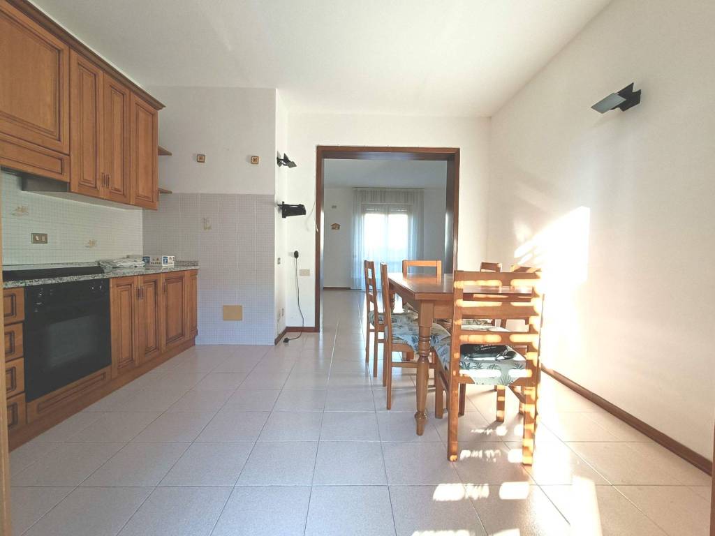 Appartamento a Lucca in Traversa XI viale Puccini, 109 - Foto 4