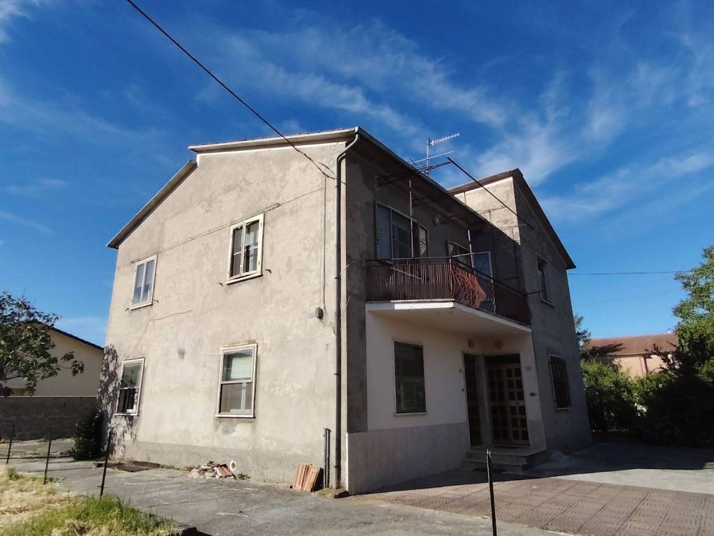 Villa a Castel ritaldi in Via degli Olmi - Foto 5