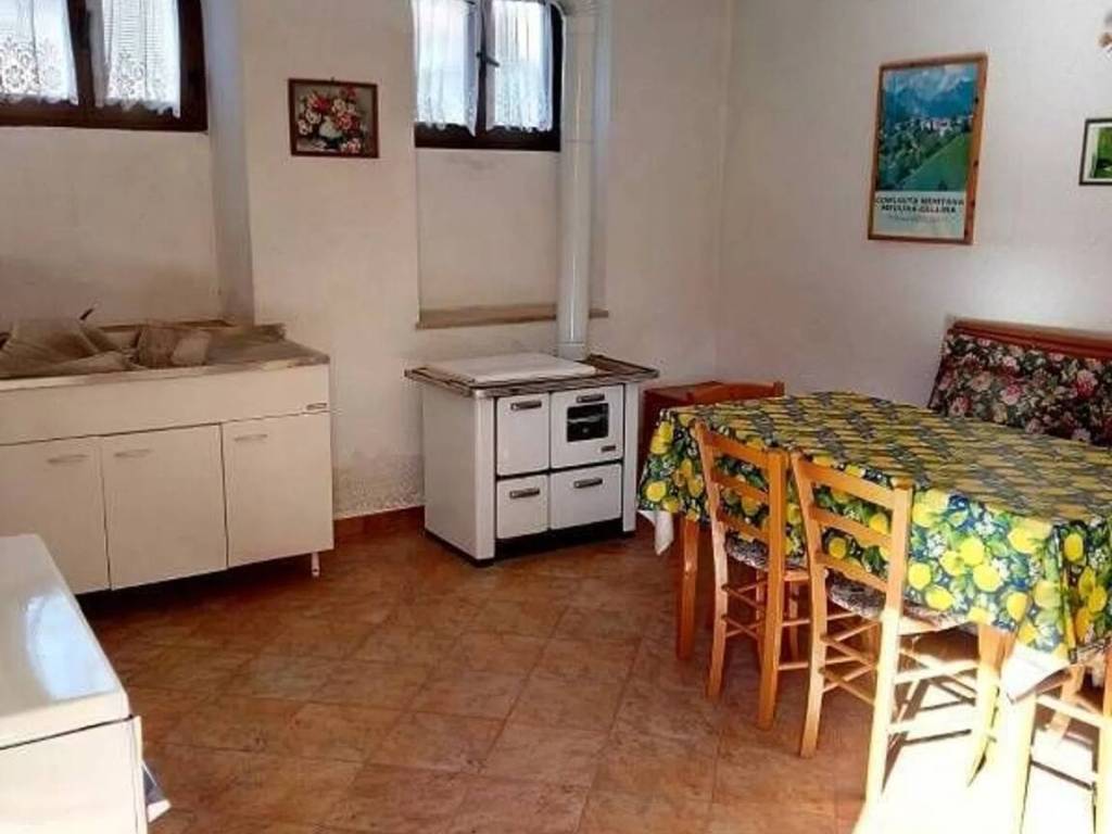 Villa a Claut in Via Gian Battista Martini S.N.C. - Foto 3