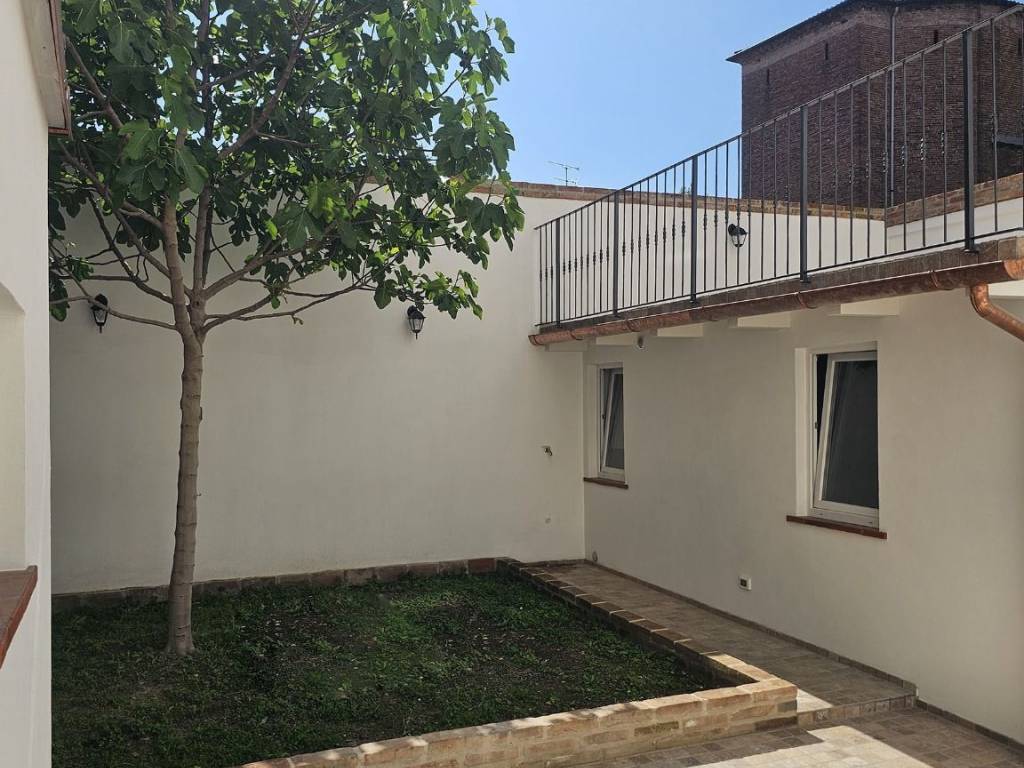 Casa indipendente a Ferrara in Via Carlo Mayr, 142 - Foto 2