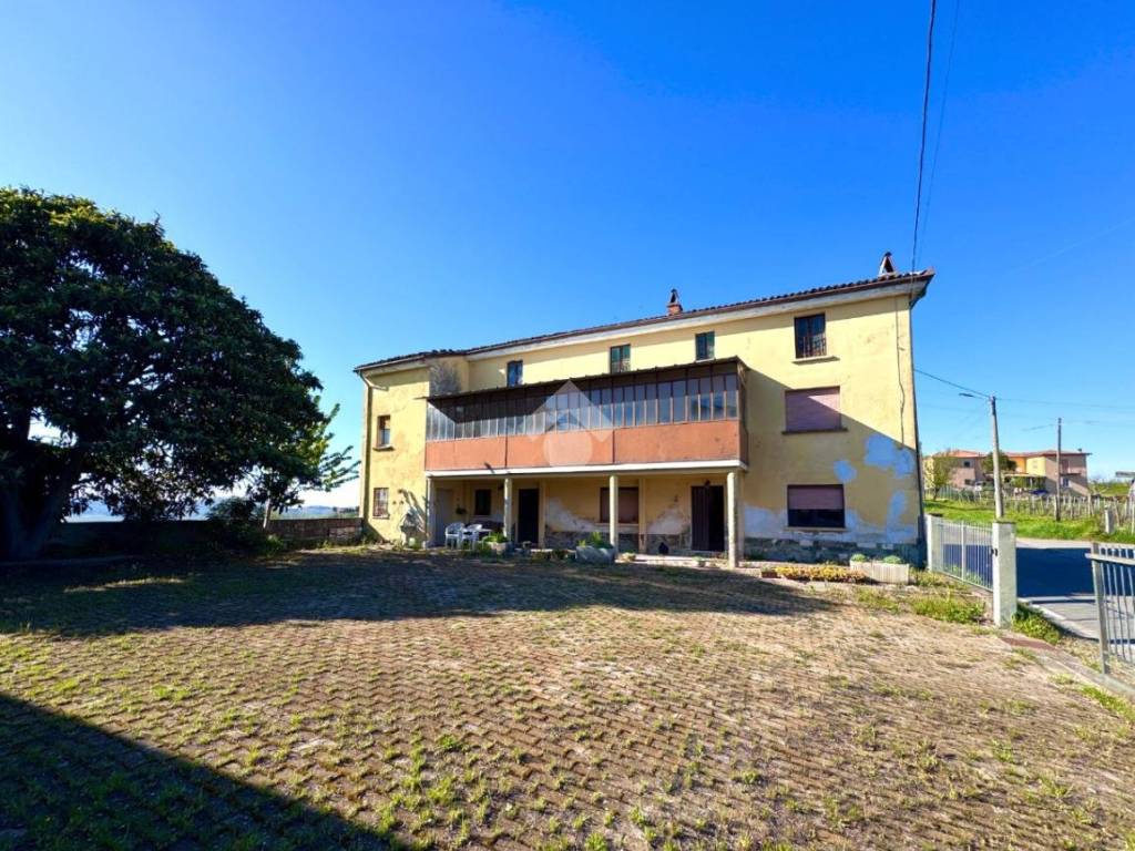 Casa indipendente a Santa maria della versa in Località Sannazzaro, 4 - Foto 3