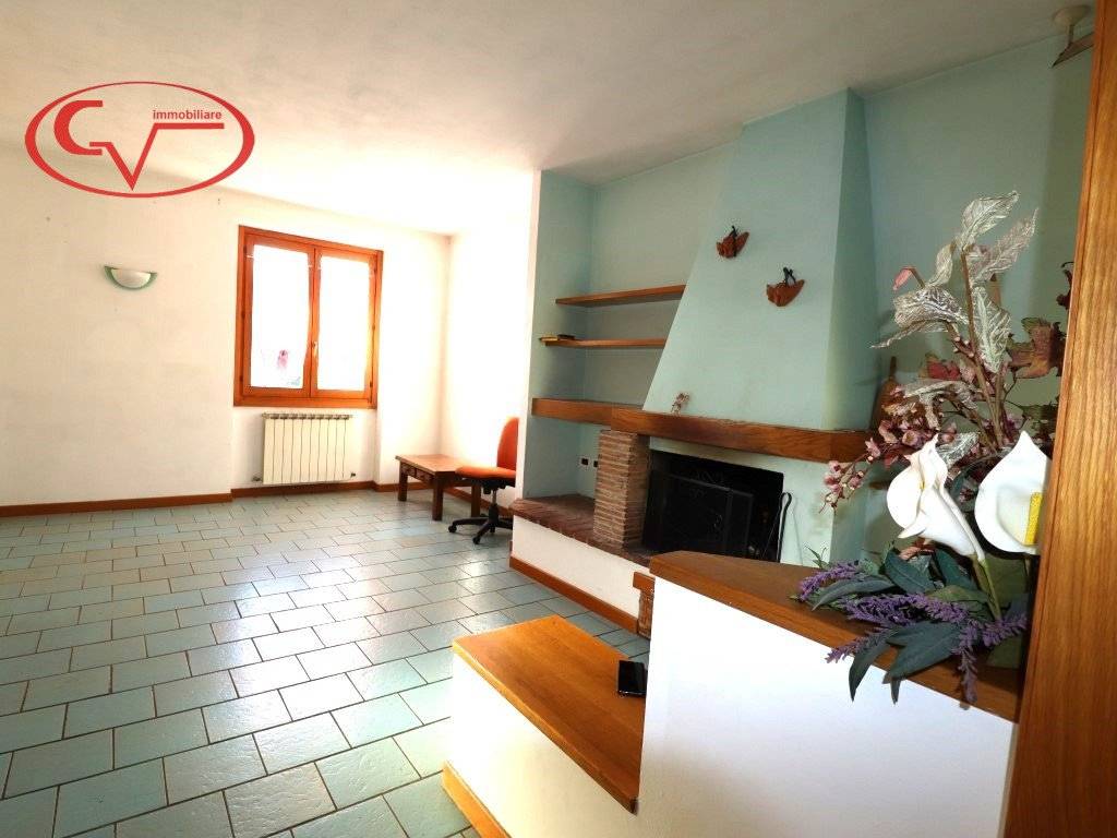 Casa indipendente a Montevarchi in Via della Farnia - Foto 4