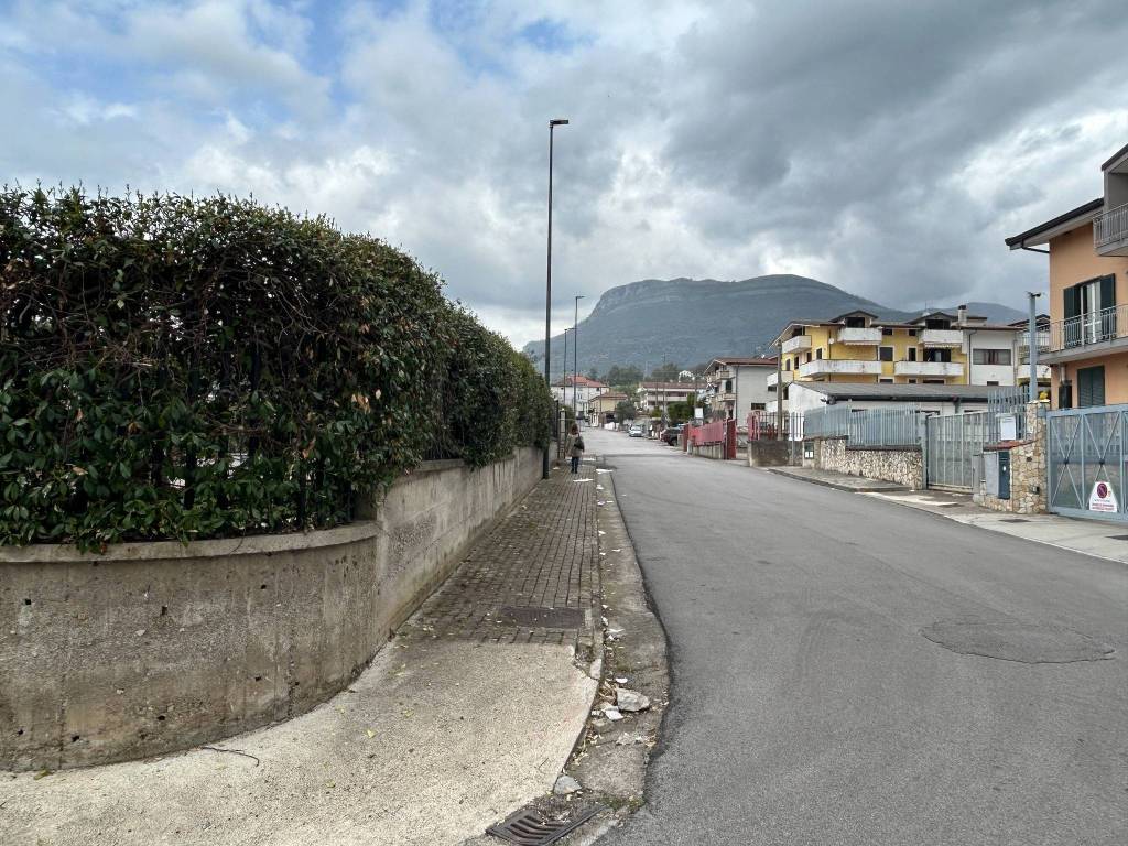Immobile a San cipriano picentino in Via Zona Industriale Campigliano - Foto 5