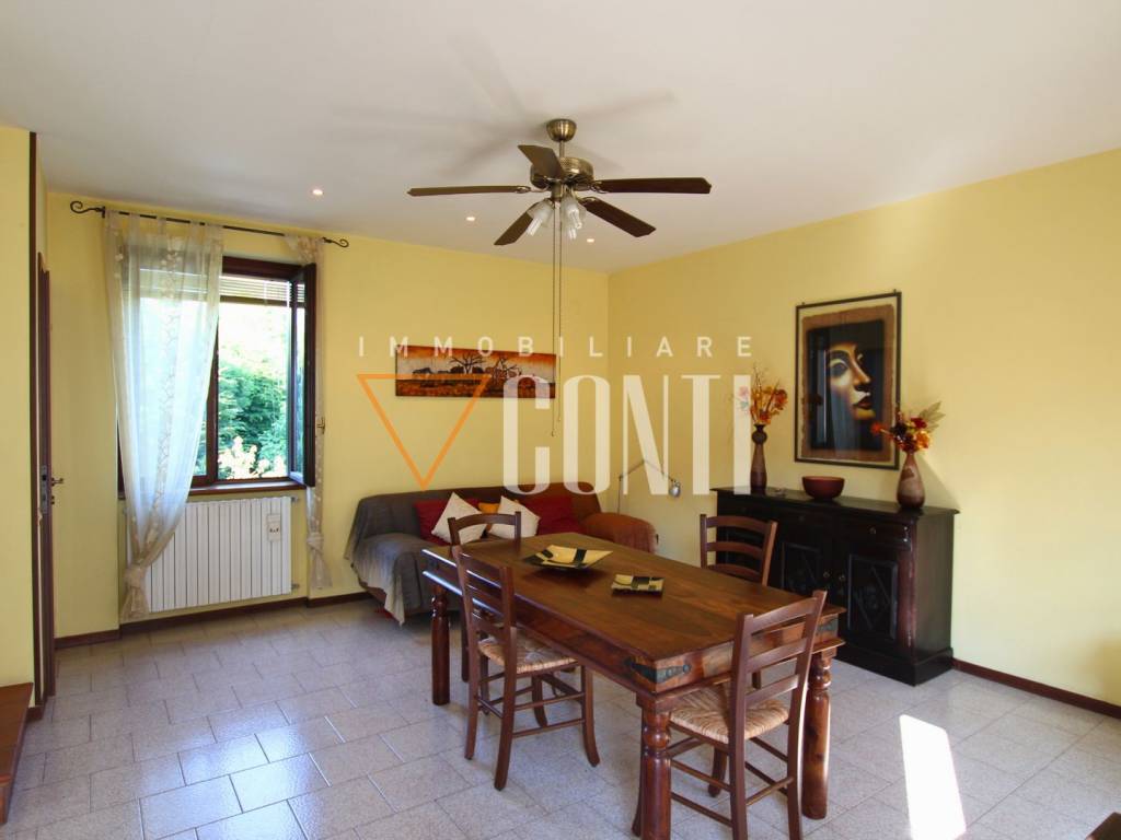 Villa a Cuasso al monte in Via per Besano, 11 - Foto 4