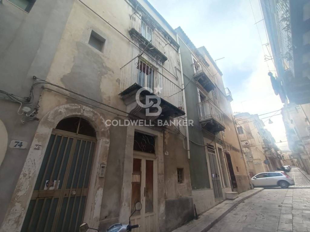 Casa indipendente a Ragusa in via rimmaudo, 82 - Foto 2