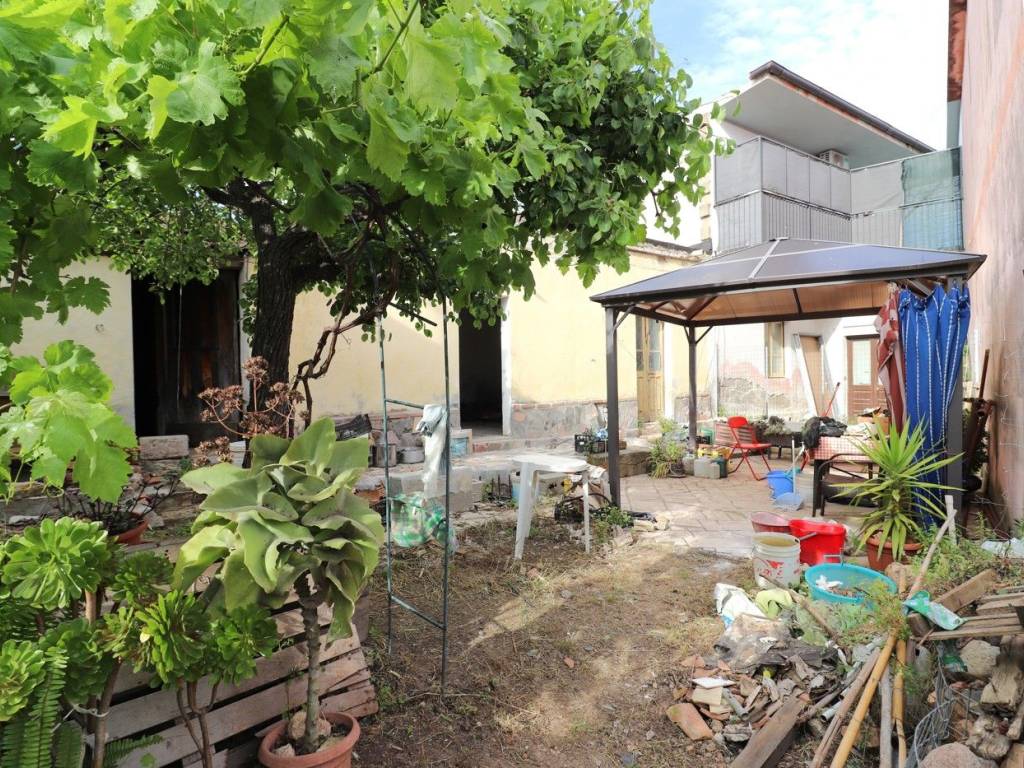 Casa indipendente a Lotzorai in Via Dante Alighieri, 15 - Foto 2