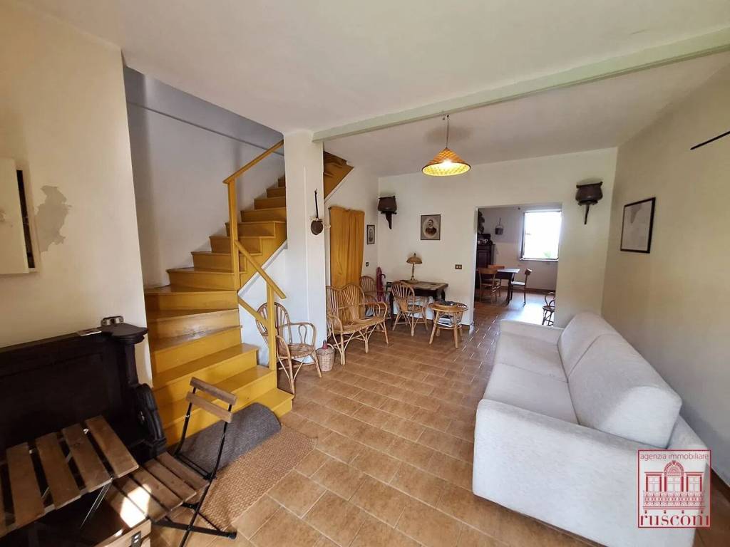 Villa a Arba in Via Della Chiesa - Foto 3