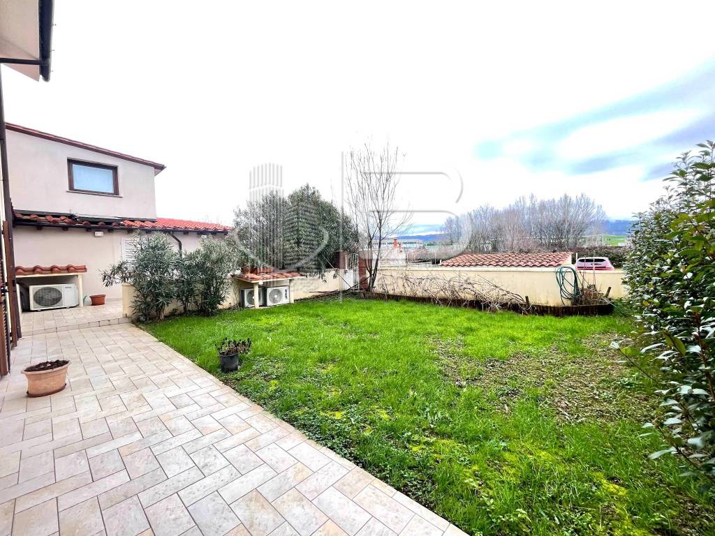 Appartamento a Massa e cozzile - Foto 3