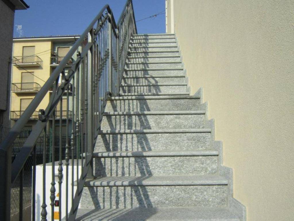 Appartamento a Cherasco in Piazza Gina Lagorio - Foto 3