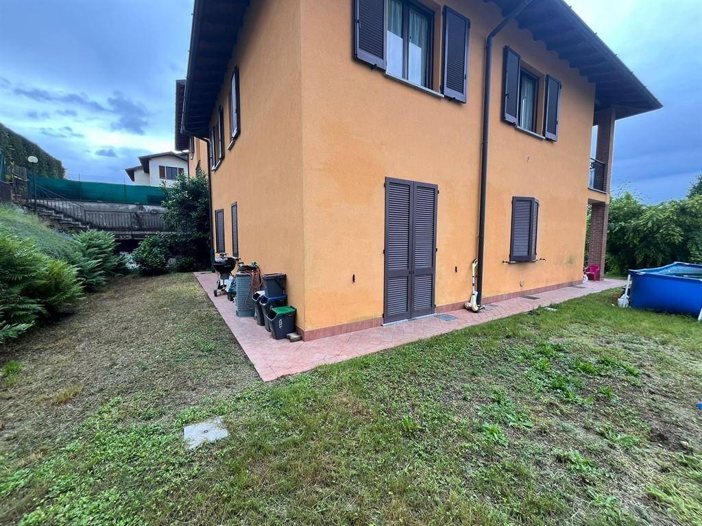 Appartamento a Azzate in Via XXV Aprile - Foto 5