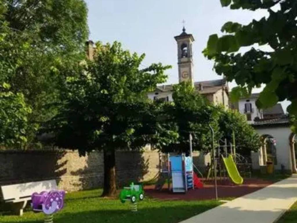 Casa indipendente a Locatello in Via Don Sebastiano Vanotti - Foto 3