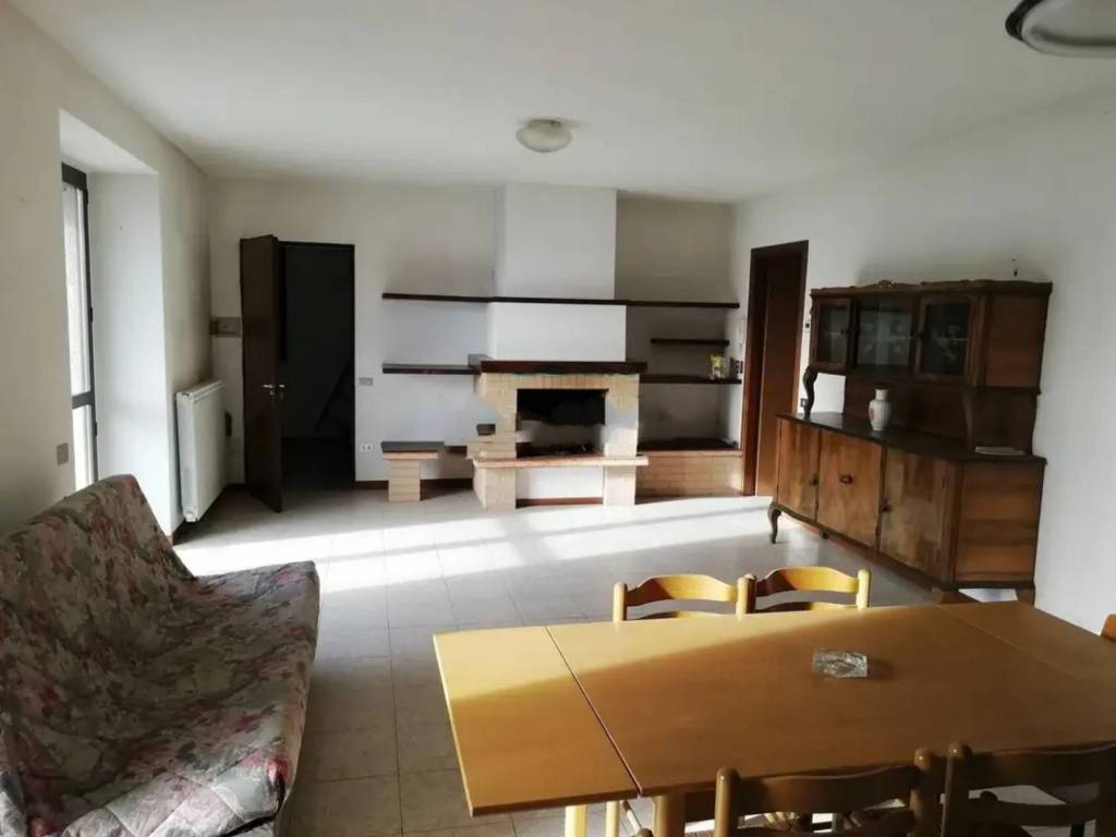 Casa indipendente a Sant'omobono terme in Via Pasanello - Foto 5