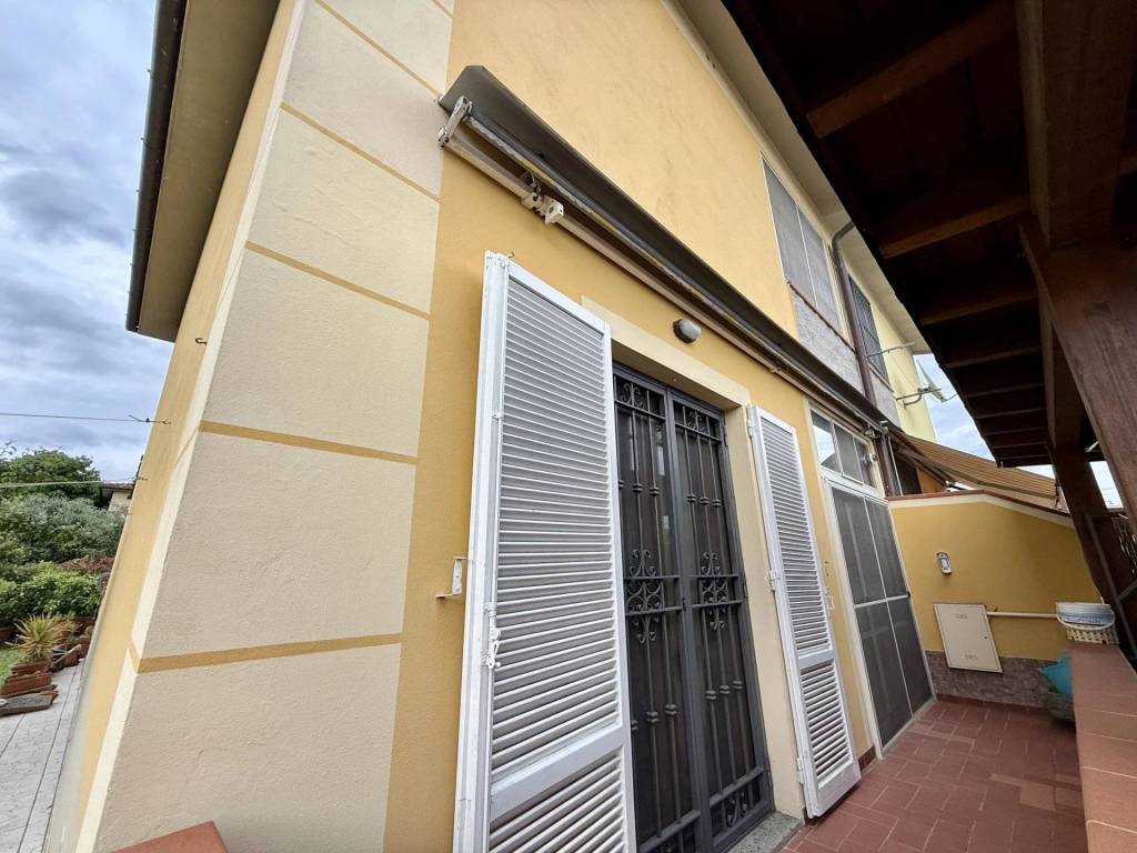 Villetta a schiera a Pescia - Foto 3
