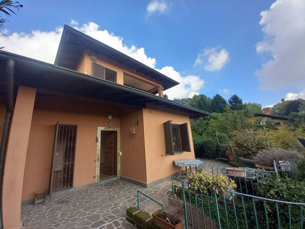 Villa a Merate in Via Michelangelo Buonarroti - Foto 5