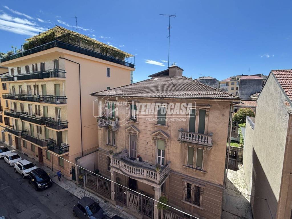 Appartamento a Casale monferrato in Via Eleuterio Pagliano - Foto 2