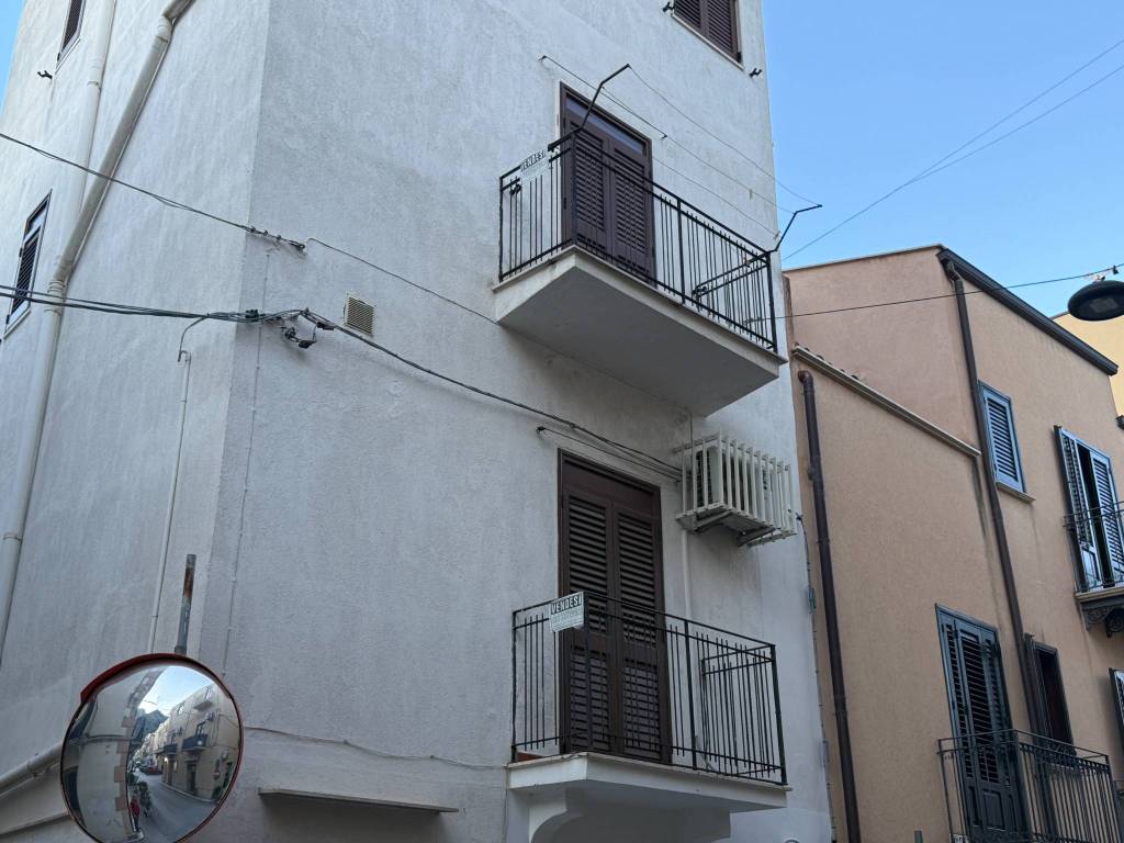 Casa indipendente a Castellammare del golfo in Via Guglielmo Marconi - Foto 2
