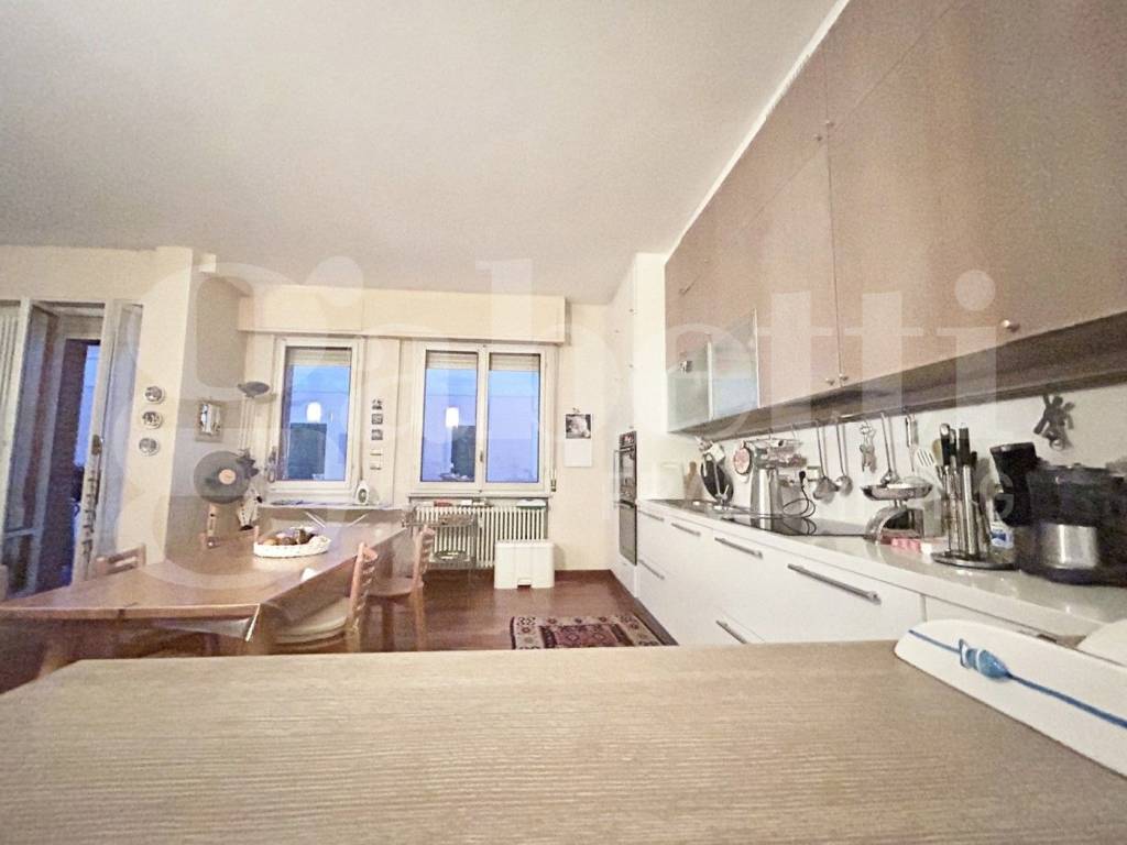 Appartamento a Finale ligure in Piazza Milano, 2 - Foto 3