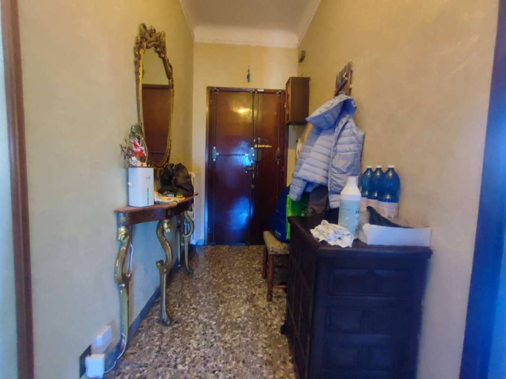 Appartamento a Taranto in viale Magna Grecia - Foto 2