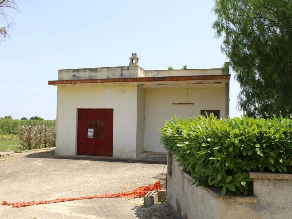 Rustico / casale a Cutrofiano in Contrada Sirgole S.N.C. - Foto 2