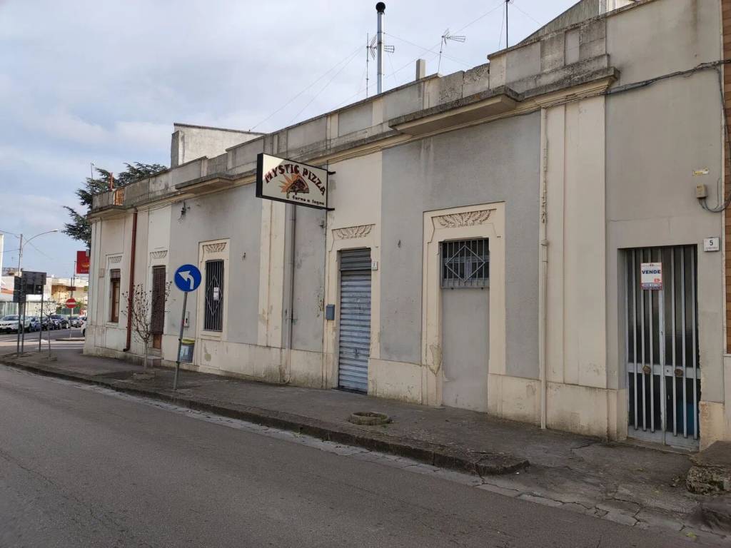 Villa a Cutrofiano in Via Garibaldi S.N.C. - Foto 3