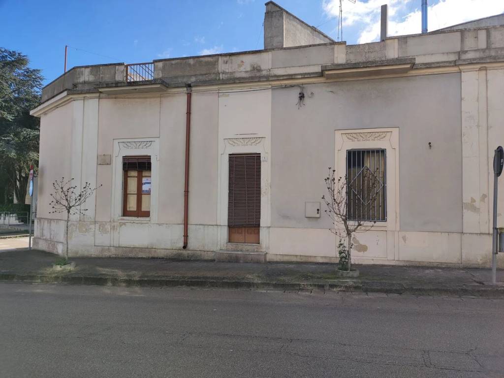 Villa a Cutrofiano in Via Garibaldi S.N.C. - Foto 4