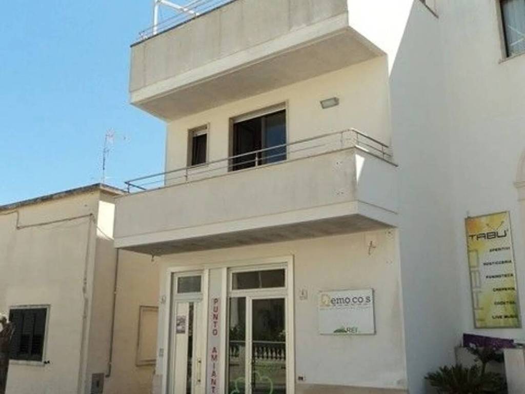 Immobile a Cutrofiano in Via Milite Ignoto S.N.C. - Foto 4