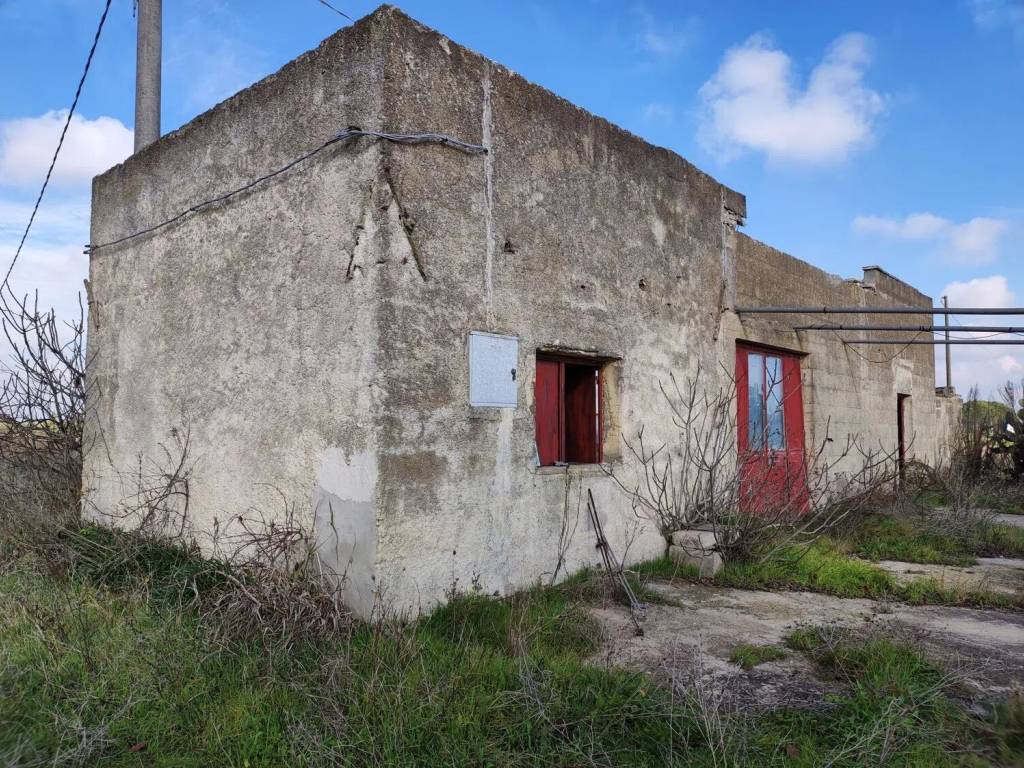 Rustico / casale a Cutrofiano in Contrada San Pietro E Paolo S.N.C. - Foto 2