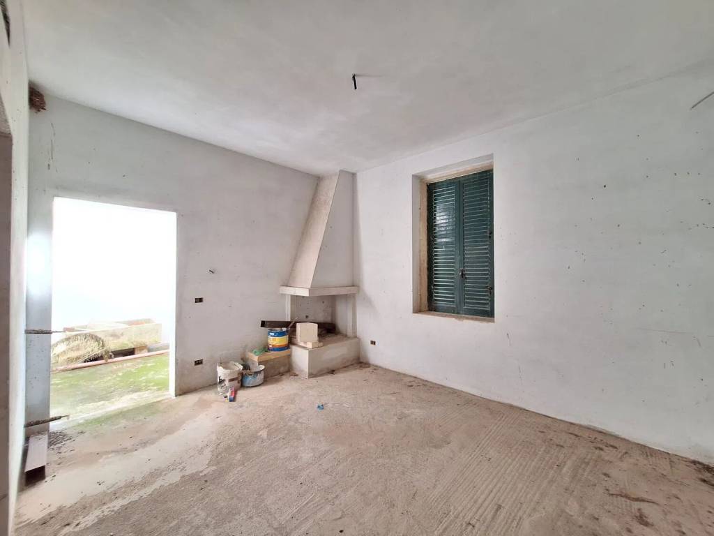 Villa a Cutrofiano in Via Giuseppe Cesare Abba S.N.C. - Foto 5