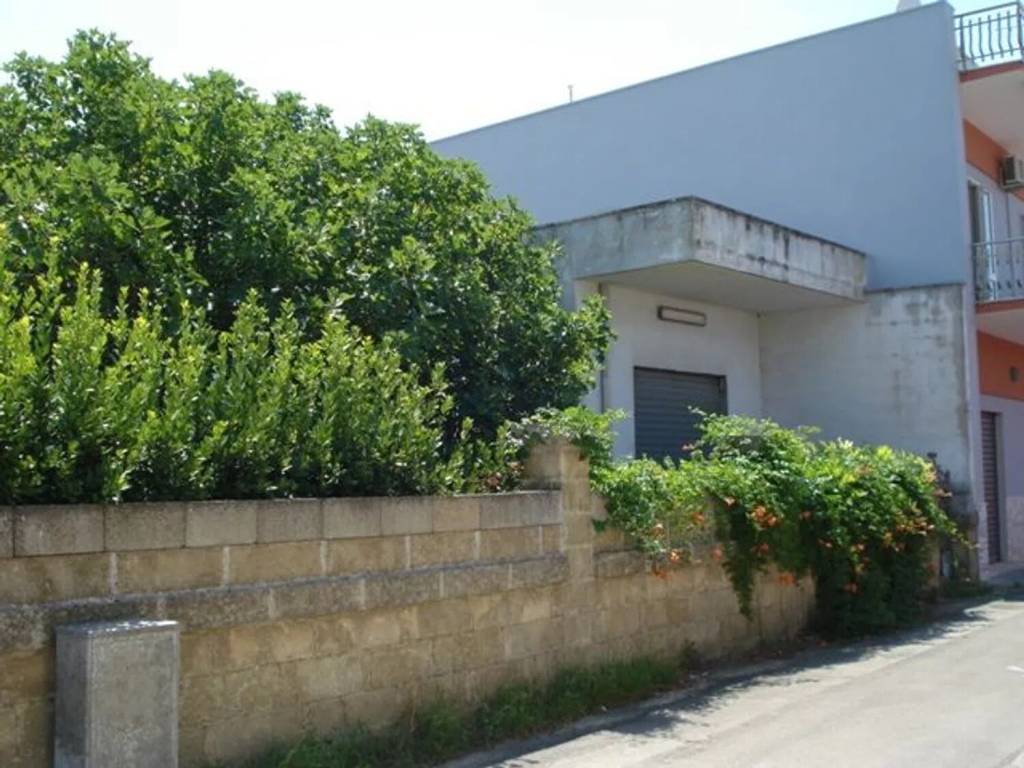 Immobile a Collepasso in Via Taranto S.N.C. - Foto 3