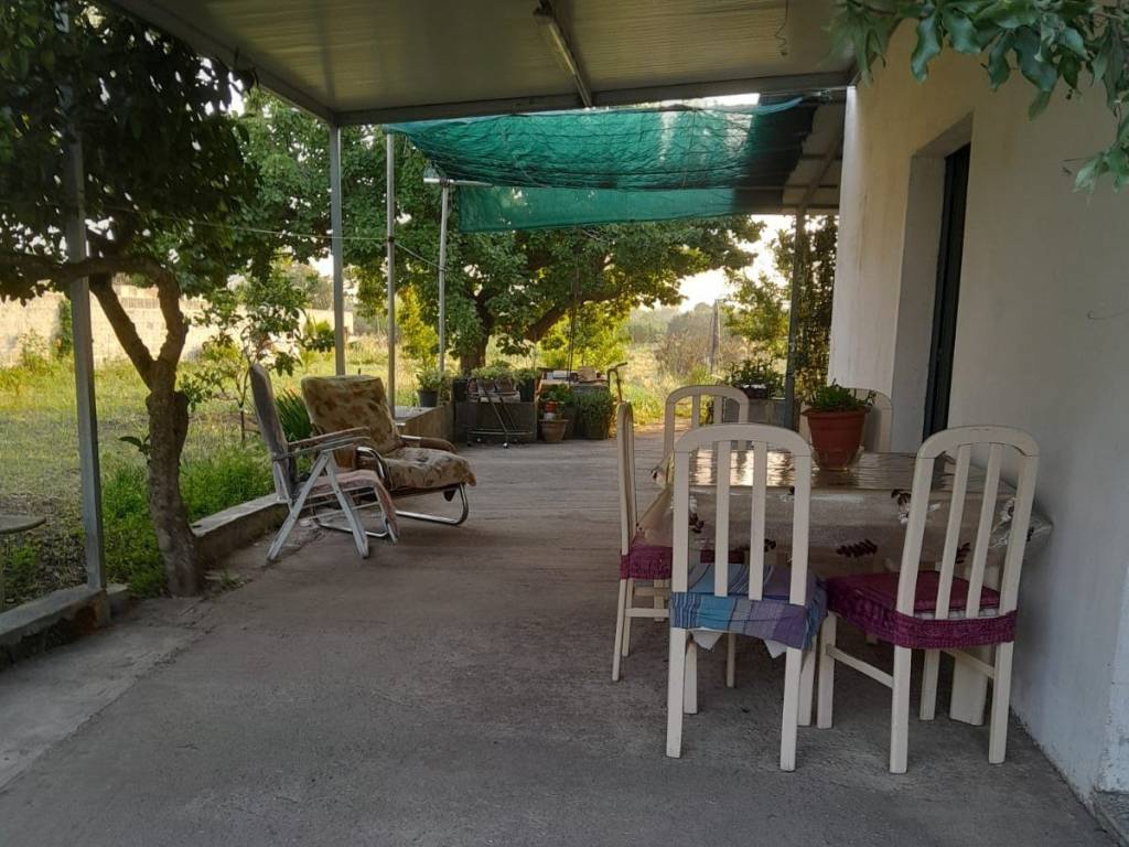 Rustico / casale a Cutrofiano in Via Supersano S.N.C. - Foto 3