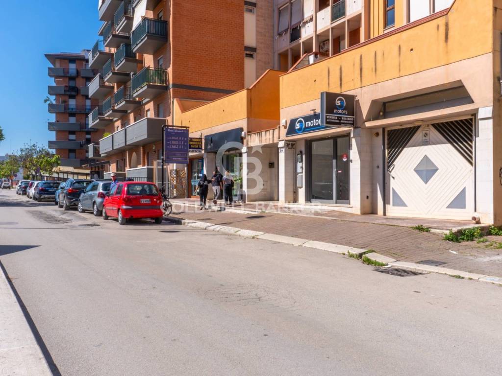 Immobile a Andria in VIA G. CERUTI, 76 - Foto 3