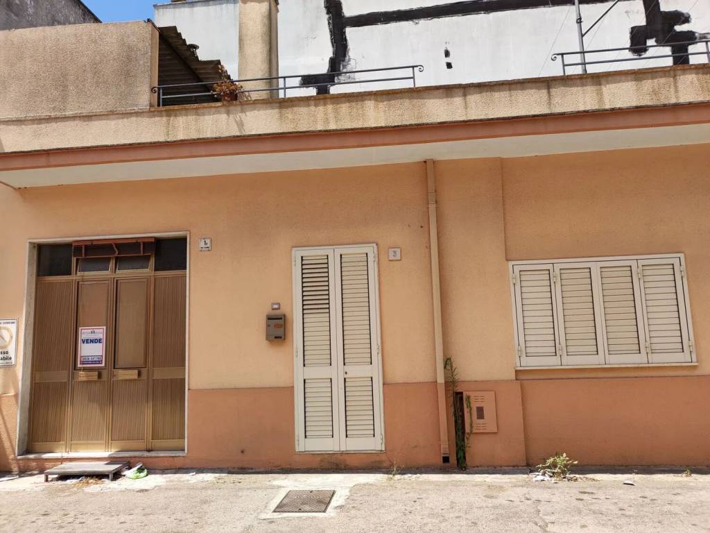 Villa a Cutrofiano in Via Teano S.N.C. - Foto 3