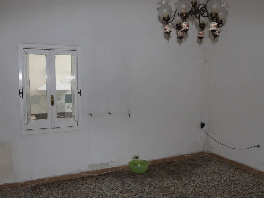 Villa a Cutrofiano in Via Peschiera S.N.C. - Foto 2