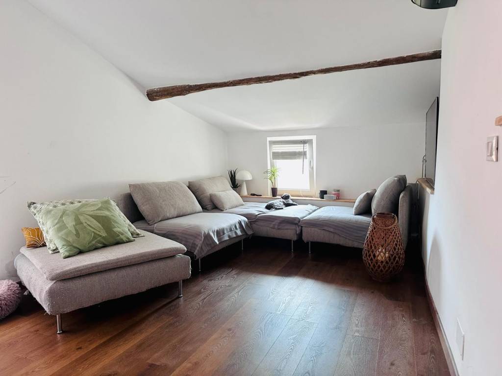 Casa indipendente a Stella in Via Nicolò Massa - Foto 2