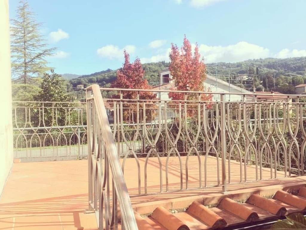 Appartamento a Arezzo in Via Francesco Severi - Foto 5